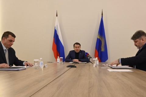 Губернатор Андрей Чибис провёл очередное заседание Антитеррористической комиссии Мурманской области. 